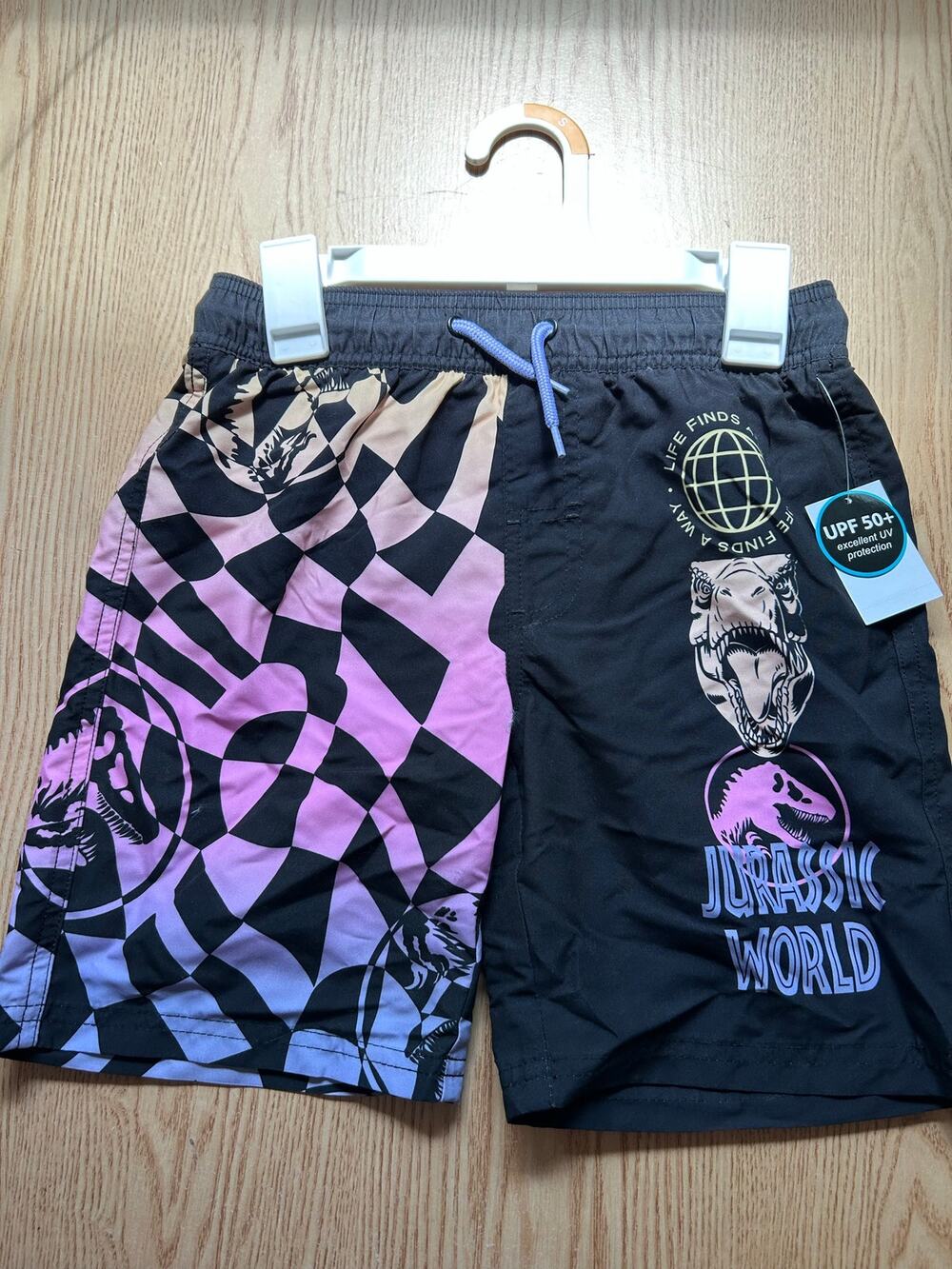 New Boys Jurassic World Dinosaurs Swim Trunks Elastic Waistband Black size Small
